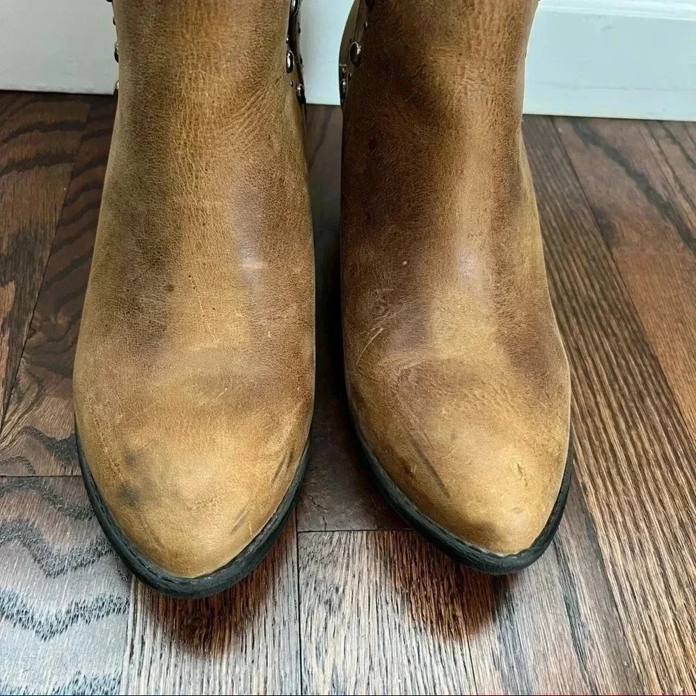 Musse & Cloud Aster Ankle Boots Booties Brown Leather Women’s size 10 Studs $105